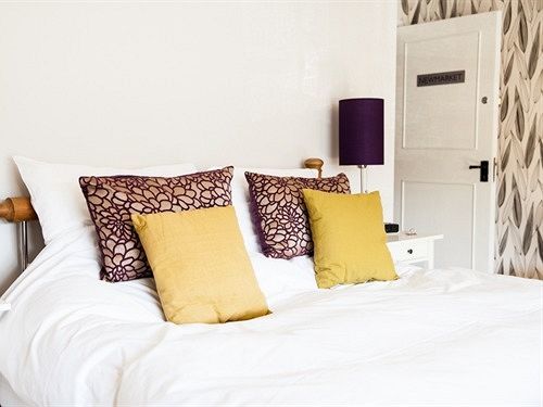 Wild Garlic Rooms Nailsworth Εξωτερικό φωτογραφία